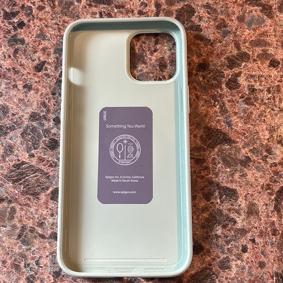 Spigen Case Apple iPhone 12 Pro Max - Picture 3 of 3